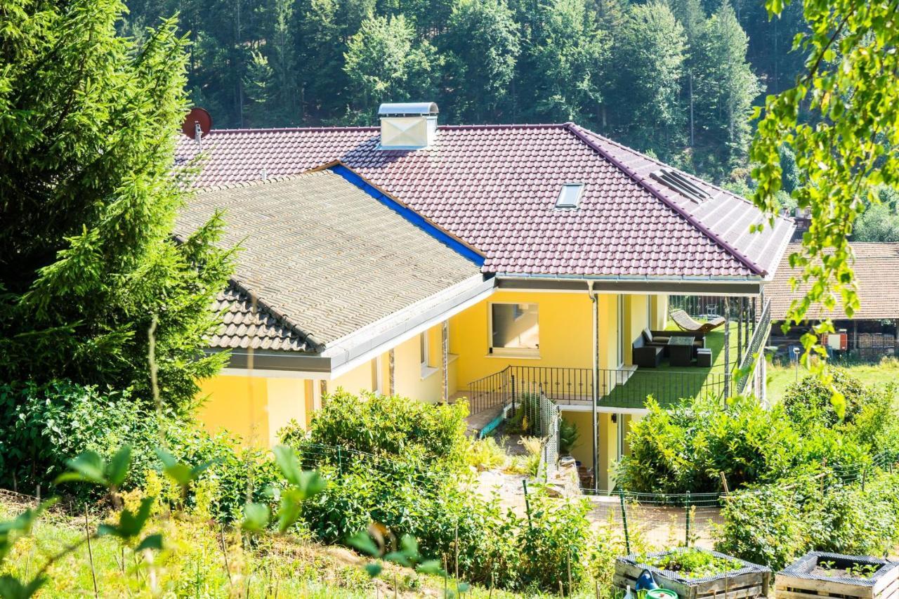 Ferienhaus Lacher 拜尔斯布龙 外观 照片