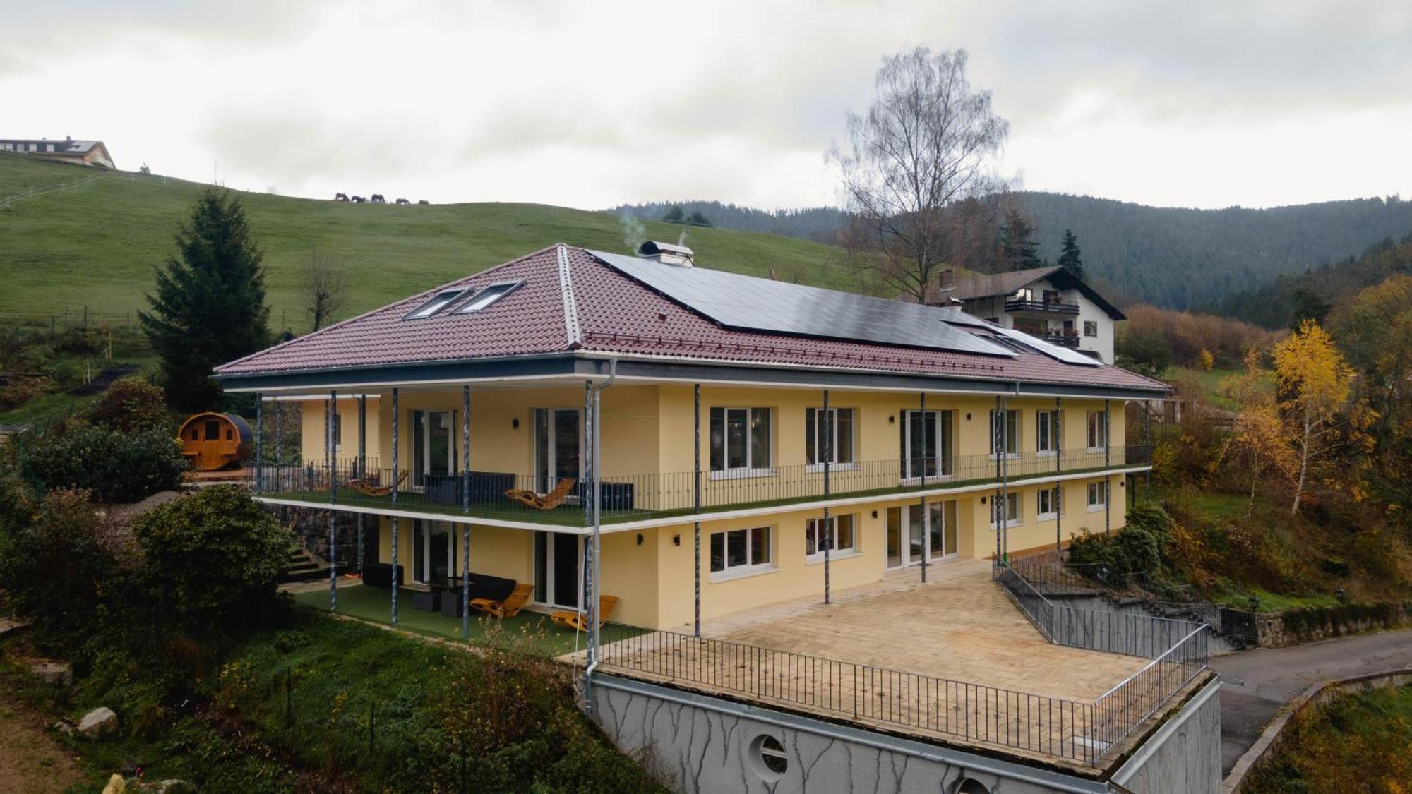 Ferienhaus Lacher 拜尔斯布龙 外观 照片
