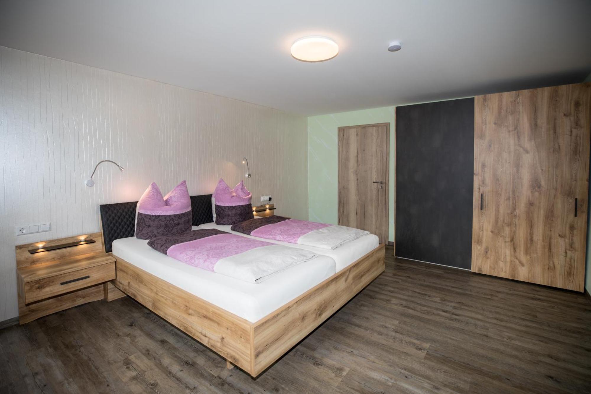 Ferienhaus Lacher 拜尔斯布龙 外观 照片